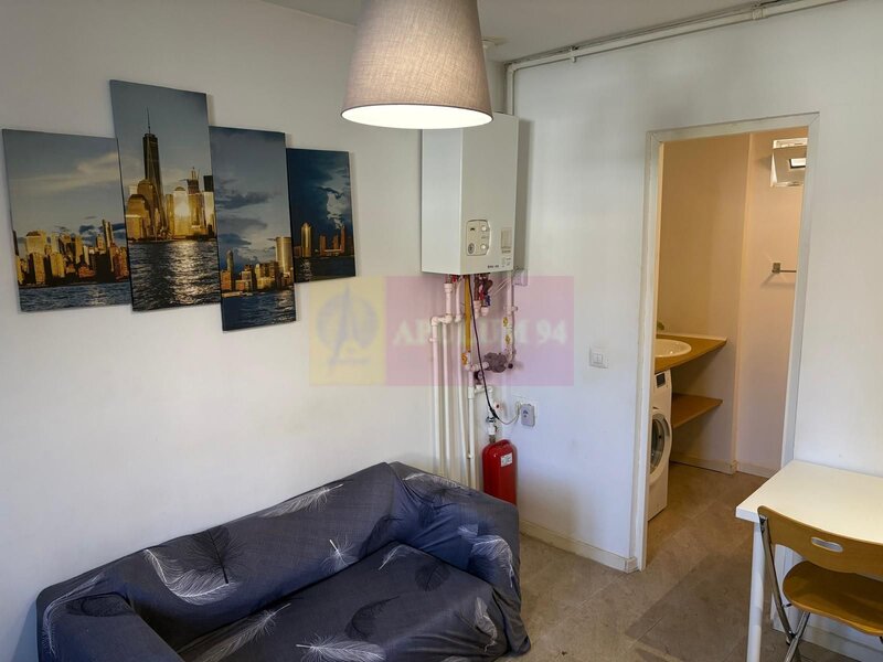 Metrou Tineretului comision 0, garsoniera, 33 mp curte 50 mp